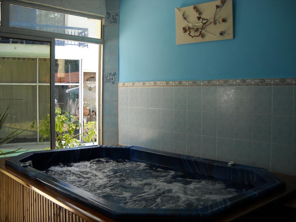 Argo Hotel Aegina Екстер'єр фото
