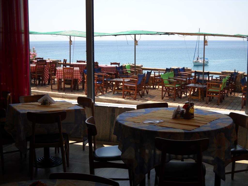 Argo Hotel Aegina Екстер'єр фото
