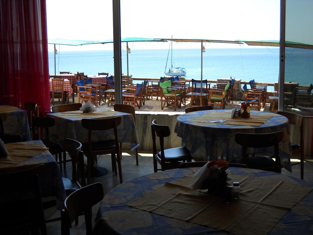 Argo Hotel Aegina Екстер'єр фото