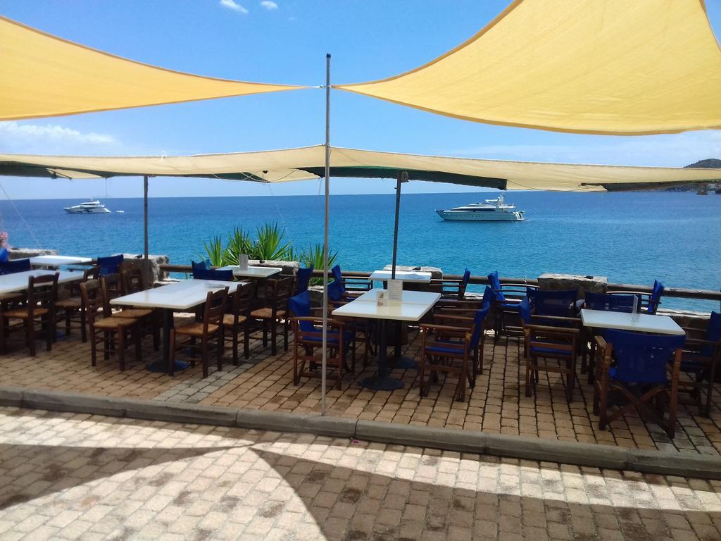 Argo Hotel Aegina Екстер'єр фото